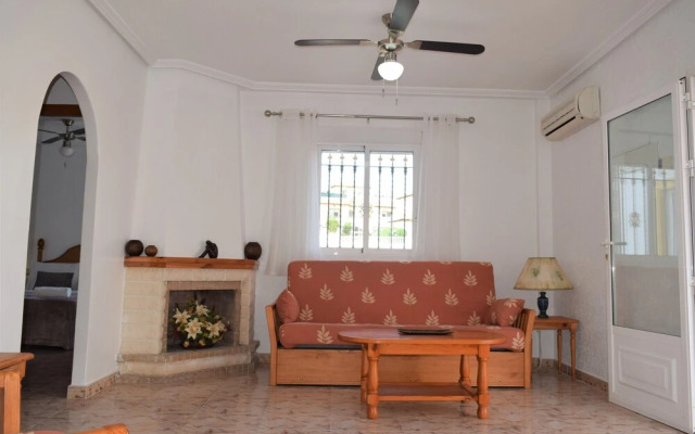 Upper floor Apartment semi-private pool