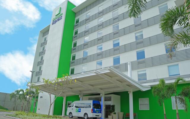 Holiday Inn Express Managua, an IHG Hotel