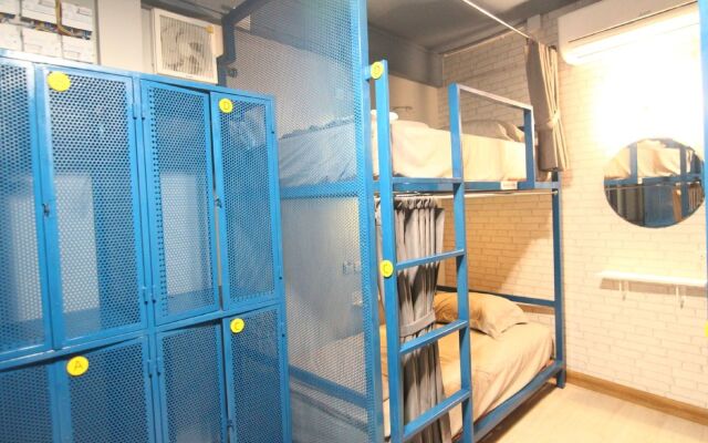 The Moon Hostel Hua Hin