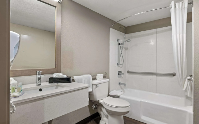 Quality Suites Wildwood - The Villages