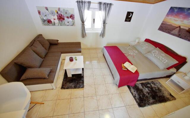 Apartments Verka