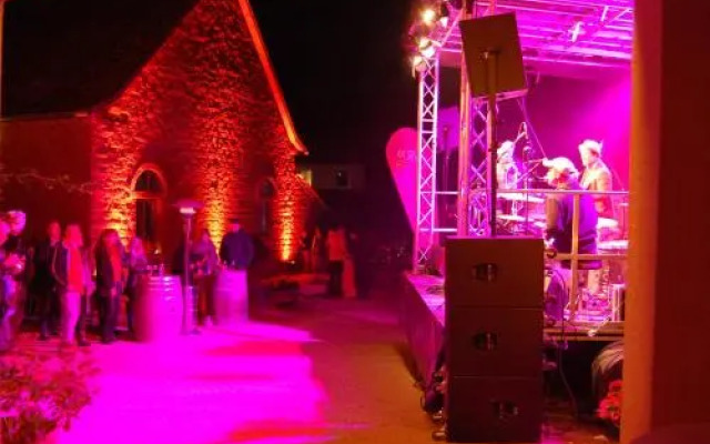 HEINRICHs winery bed & breakfast