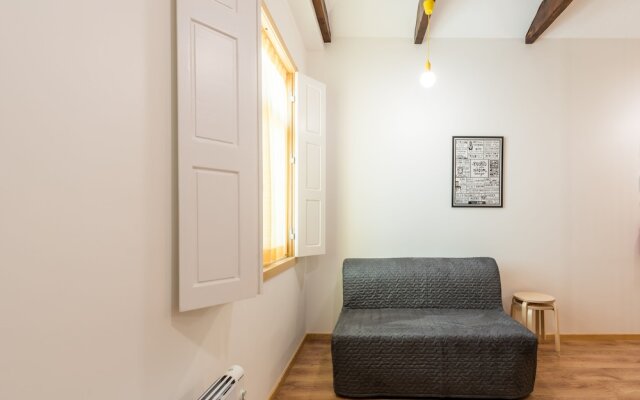 731 Costa Cabral Metro Residence