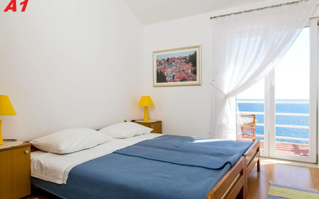 Apartments Mare
