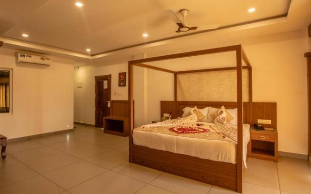 The lake view munnar Resort