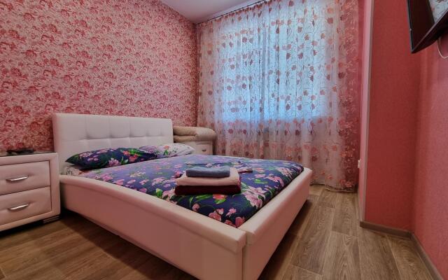 Апартаменты на улице Изыскателей 32В