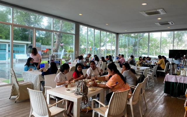 Ratathara Resort