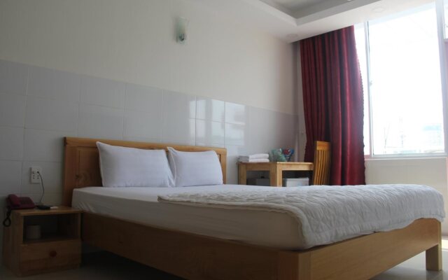 SAIGON River Hotel - Dist 2