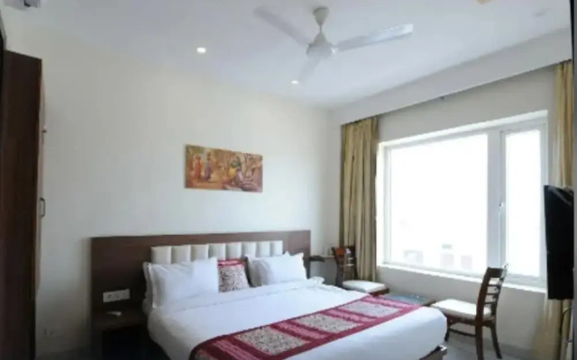 Goroomgo Pegaam palace Amritsar