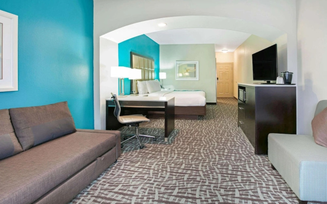 La Quinta Inn And Suites Paris