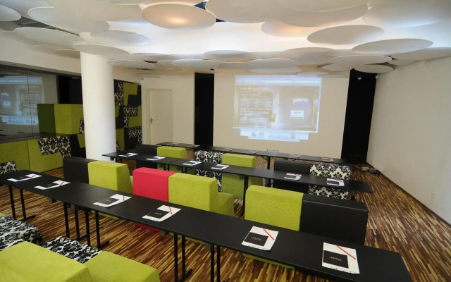 MOODs Boutique Hotel