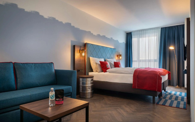 Holiday Inn - the niu, Keg Hamburg Ost by IHG