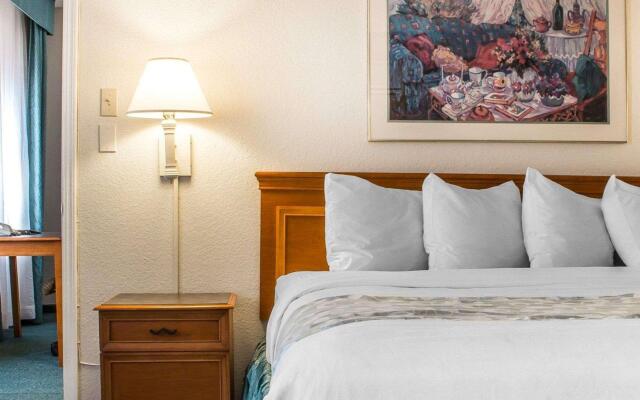 Quality Inn Tulsa Central