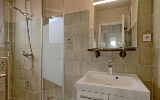 Holiday Home Le Clos Er Bert - RHU315