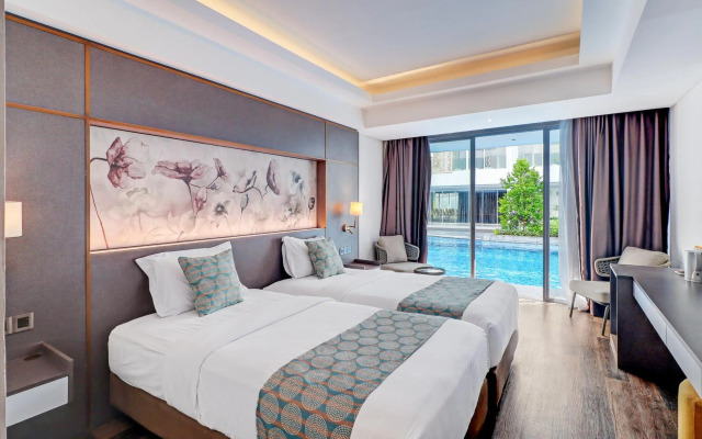 Sunday Hotel Arshika Sunset Road