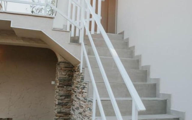 Mil - 30 m From Beach - SA3