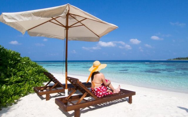 Maldives Oceanic Village