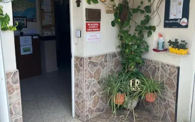 Emile Hostel