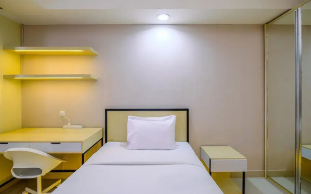 Comfy And Minimalist Studio At Evenciio Margonda Apartment