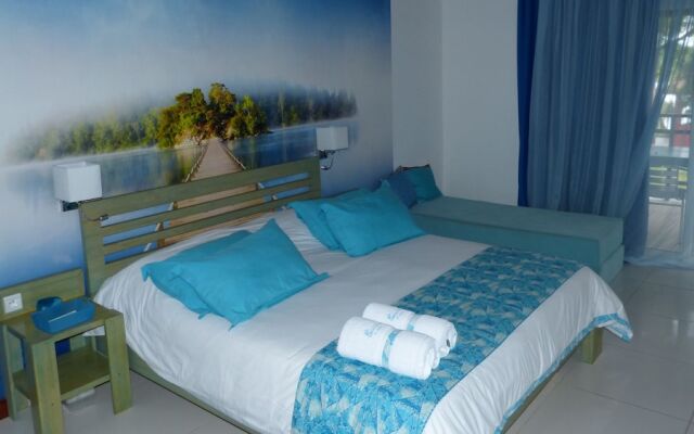 Coconut Grove Lodge