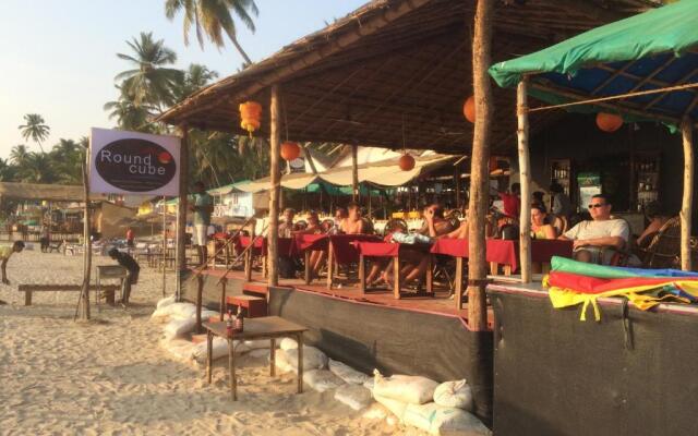 Roundcube Beach Bungalows