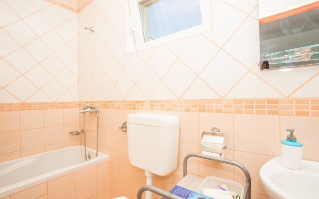 Apartments Biondić / One Bedroom A2+1 D