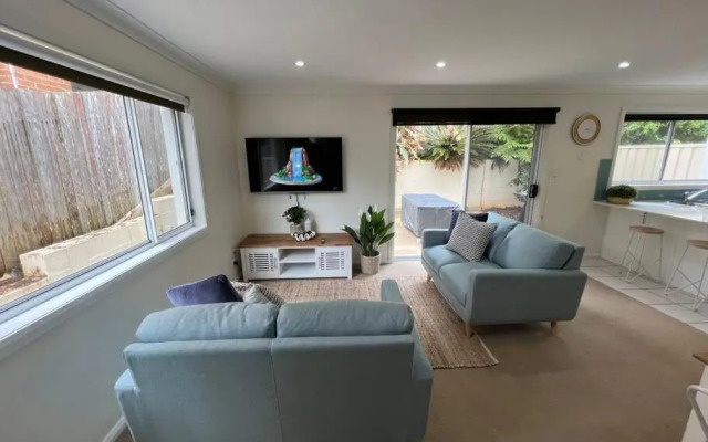 Azul Blue at Shellys