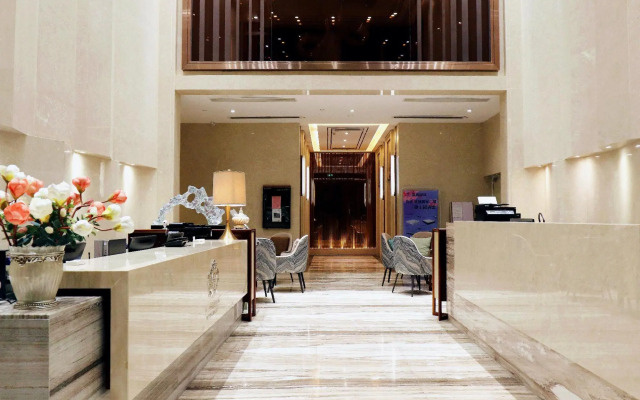 Royal Star Apartment Central City Branch