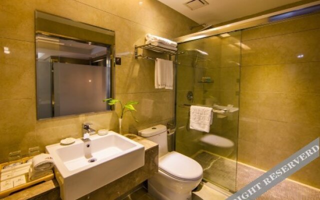 Yijia East Pinwei Hotel