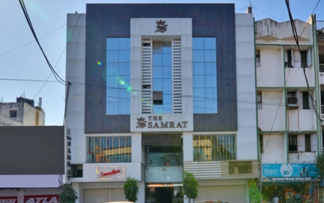 Hotel Samrat