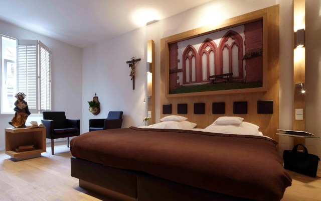 Hotel und Weinhaus Zum Krug