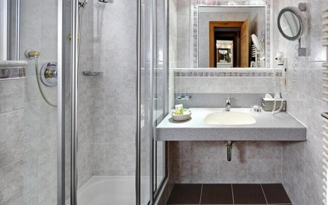 Hotel Berghof Crystal Spa & Sports