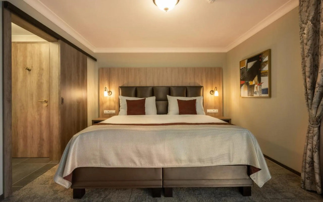 eFi Palace Hotel
