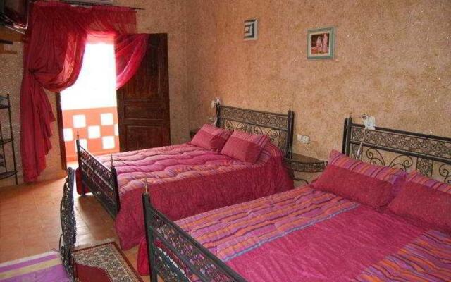Well Center Riad Auberge Assounfou