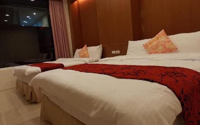 Sun Moon Lake Crystal B & B