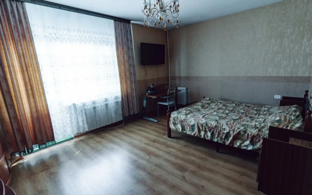 Апартаменты на улице Выучейского 16