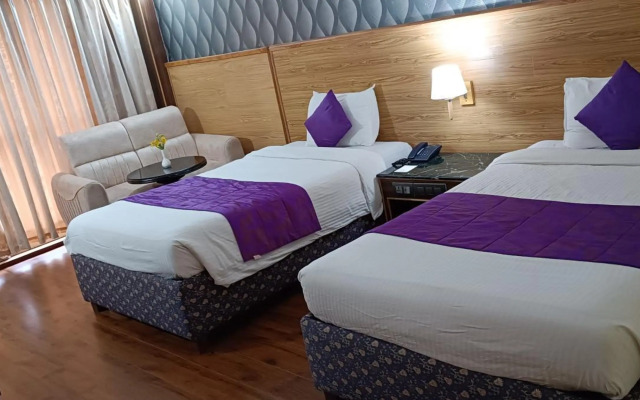 The Monarch Hotel