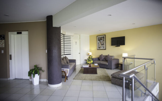 Palmetto Hotel Business La Perla