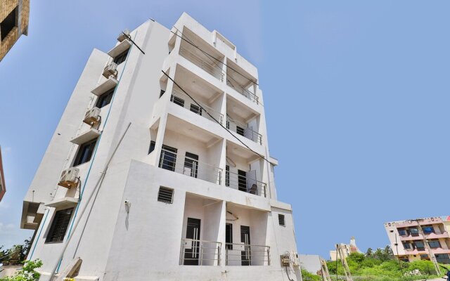 Hotel Vrajbhoomi by OYO Rooms