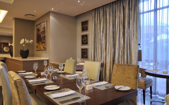 Holiday Inn Johannesburg - Rosebank by IHG
