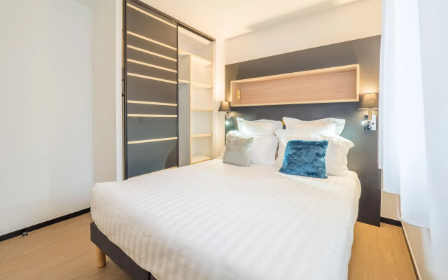 Le Hüb Grenoble Hotel