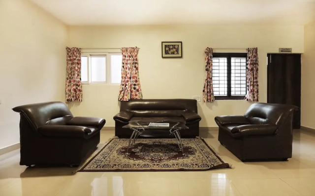 OYO 1078 Hotel Royal Serenity