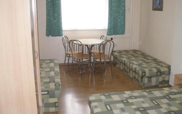 Privat 107