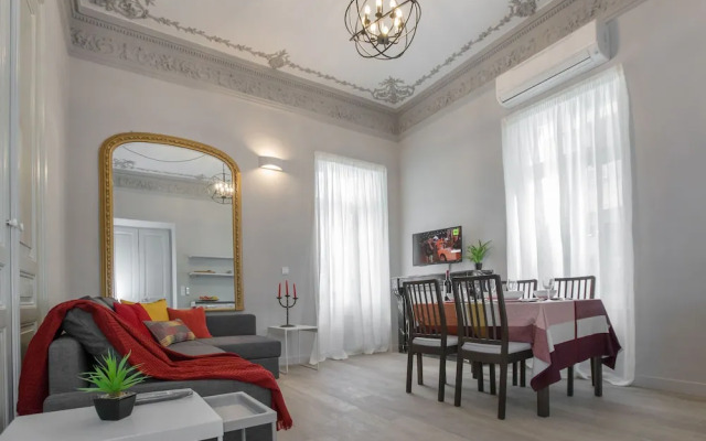 Sophisticated Apartment in Syntagma by GHH