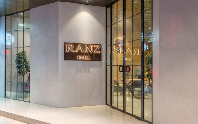 Shenzhen East Railway And Buji Subway Station Ranch Hotel