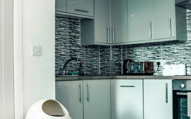 Apartments Dealhouse 4