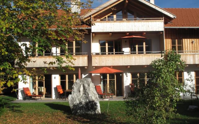 Ferienwohnung Landhaus alpinum