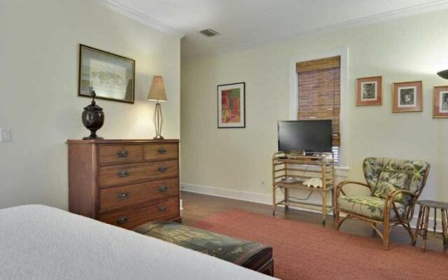 Amelia Home by Avantstay In Historic Old Town w/ Pool