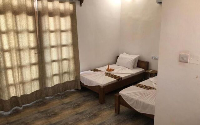 La Fontana Restaurant & Bungalows