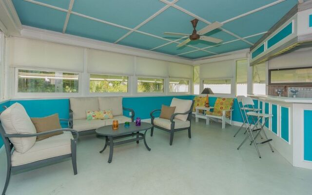 4604K - Beachside Splendor